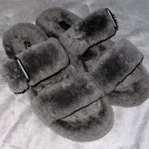 UGG Women's Fuzz Yeah Slipper